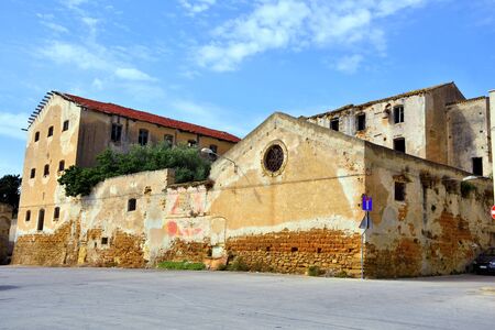 abandoned building in ruins sciacca sicilyの写真素材
