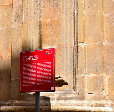 indications for tourists in Italian and English of the Cathedral of San Lorenzo 25 Sep 2021 Trapani Italyのeditorial素材