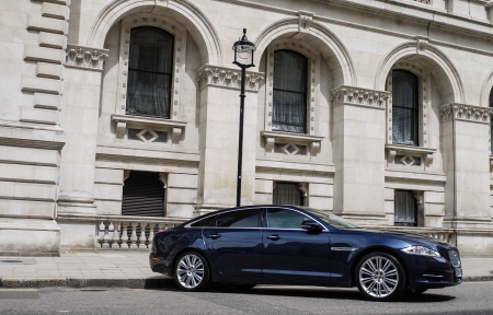 Jaguar XJ - London, United Kingdom - 14 June 2013のeditorial素材