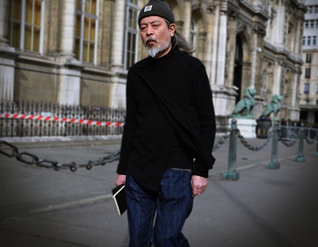 PARIS-01 March 2017 Man on the street during the Paris Fashion Weekのeditorial素材