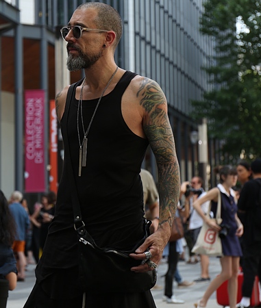 PARIS- 22 June 2017 Man on the street during the Paris Fashion Weekのeditorial素材