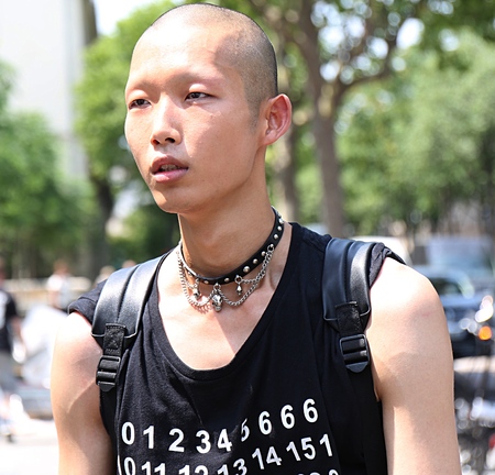PARIS- 23 June 2017 Man on the street during the Paris Fashion Weekのeditorial素材