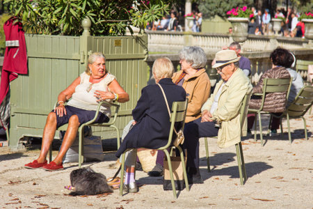 Paris, France - September 23, 2017: walk and rest of elderly people in the Luxembourg gardenのeditorial素材