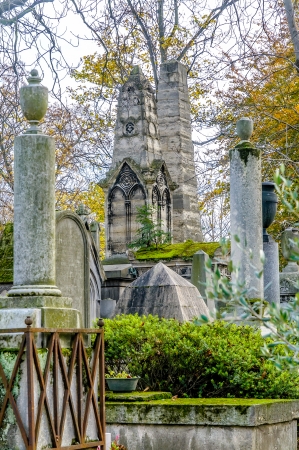 A view of the Pere Lachaise, the most famous cemetery with the tombs of very famous peopleの写真素材