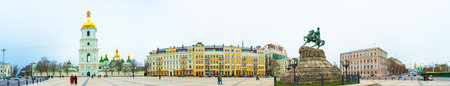 Kiev/Ukraine - April 09, 2007 - Panoramic view of the Saint Sophia Church with a high tower bell and the forecourt with the Bohdan Khmelnytsky statue  in Kiev , Ukraineのeditorial素材