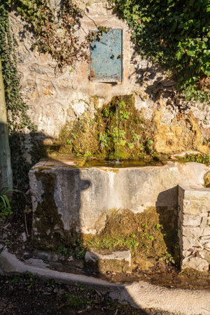 A fountain in the small town of Mazaugues in the Var department, located at the eastern end of the Sainte-Baume massif, in the Provence region of Franceのeditorial素材