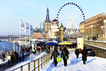  From the Old Town Duesseldorf has grown, and it has remained at the heart of the state capital  Whoever comes to Dusseldorf lands, very soon in this great little half a square kilometer area, with its narrow streets and many restaurants  For visitors, thのeditorial素材