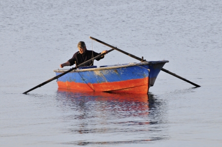 The fisherman - Tarantoの写真素材