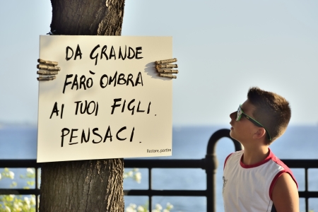 Environmental message - Tarantoの写真素材