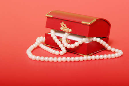 Pearl necklace in gift boxの写真素材