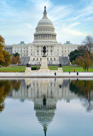 Washington, D.C., USA - November 12, 2017: Reflections of the United States Capitol Building and the Ulysses S. Grant Memorial are seen in the Capitol Reflecting Pool.のeditorial素材