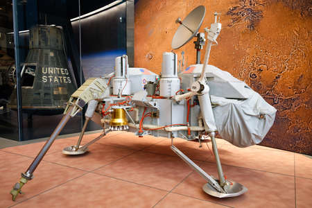Washington, D.C., USA - November 12, 2017: The proof test article of the famous Viking Mars Lander, which was used on Earth to simulate its behavior and to test its responses to radio commands, is on display in the Smithsonian National Air and Space Museuのeditorial素材