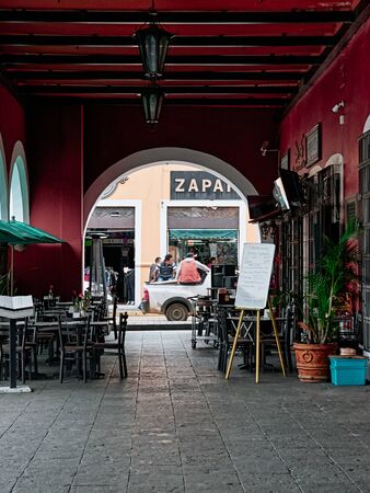 Porch arch of Plaza de la Concordia with view on Avenida Miguel Hidalgoのeditorial素材