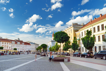 VILNIUS, LITHUANIA - AUGUST 11, 2016: The Town Hall Square at the end of the Pilies Street is a traditional centre of trade and events in Vilnius, Lithuaniaのeditorial素材