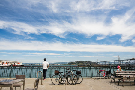 SAN FRANCISCO, USA - APRIL 2016: The marina of San Francisco city, view from the pier. Walking along the embankment of the city. California, USA.のeditorial素材