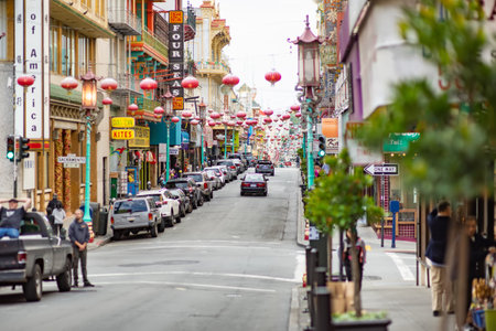 SAN FRANCISCO, USA - APRIL 2016: Everyday busy life in Chinatown of San Francisco, California, USA.のeditorial素材
