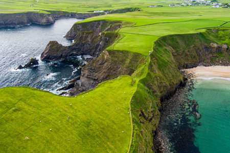 Silver Strand, a sandy beach in a sheltered, horseshoe-shaped bay, situated at Malin Beg, near Glencolmcille, in south-west County Donegal. Wild Atlantic Way, spectacular coastal route in Ireland.の写真素材