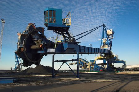 Picture of machinery at coal terminalの写真素材