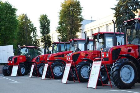 Minsk, July 29, 2019: Demonstration of "BELARUS" tractors produced by the Minsk Tractor Plant during the visit of the President of Uzbekistan to Minsk. Minsk Tractor Works (MTZ)のeditorial素材