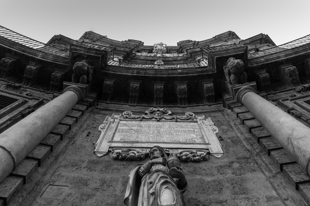 Quattro canti square staute Palermo Italyのeditorial素材