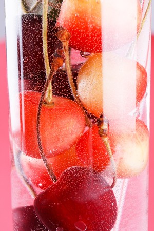 cherry cocktail の写真素材