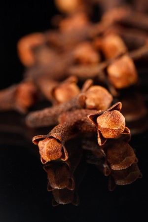 Cloves on black backgroundの写真素材