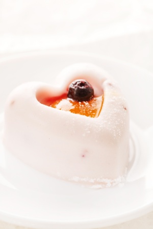 Heart-shaped dessert for Valentine's Day の写真素材