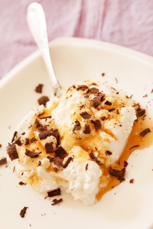 cottage cheese with honey and chocolateの写真素材