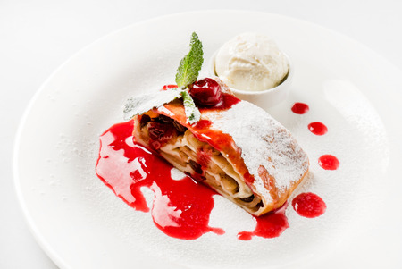 apple strudel with ice creamの写真素材