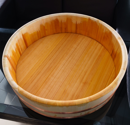 Hangiri sushi rice bowlの写真素材