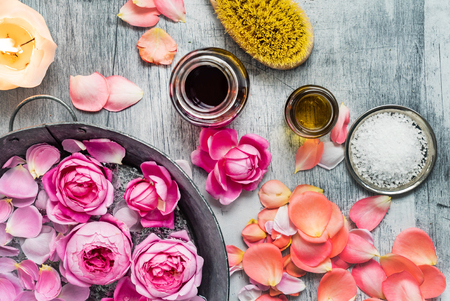 Spa treatment with flowersの写真素材