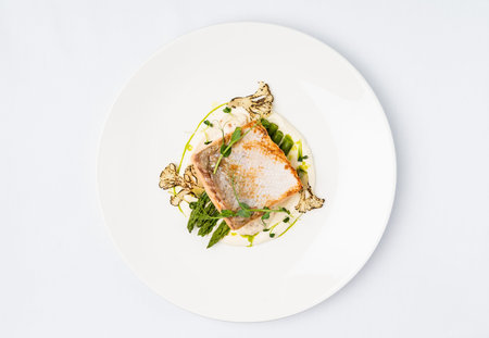 salmon with asparagus