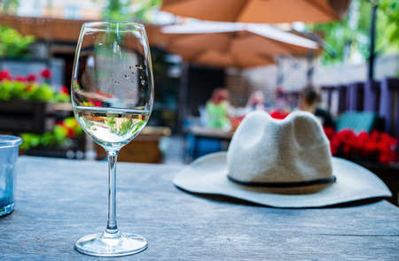 white and red wine outdoorの写真素材