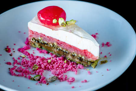 vegan dessert with fresh berriesの写真素材