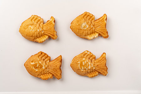 Taiyaki cakes / Japanese confectionery on whiteの写真素材