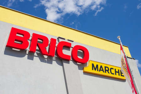 Poland, Poznan - May 08, 2021: Logo bricomarche Superstore. Intermarche commercial building supermarket, Les Mousquetaires group of stores.のeditorial素材