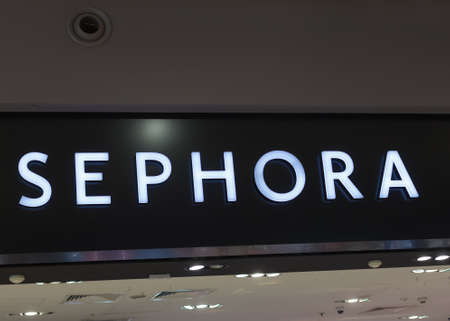 Poland, Poznan - 07 Sep, 2021: Beauty Product Store Sephora. Shop sign, logotype. Close-up.のeditorial素材