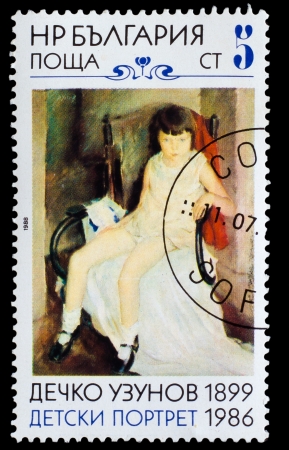 BULGARIA - CIRCA 1988: A stamp printed by BULGARIA, 1899 shows Dechko Uzunov "Chilgren's portrait", circa 1988のeditorial素材