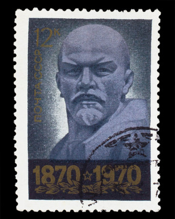 USSR - CIRCA 1970: A Stamp printed in USSR, shows portrait full face of leader USSR Vladimir Ilyich Lenin, circa 1970のeditorial素材