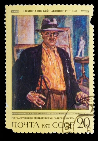 USSR - CIRCA 1976: A post stamp printed in USSR, showing PP Konchalovsky artist "self portrait" 1943, Circa1976のeditorial素材