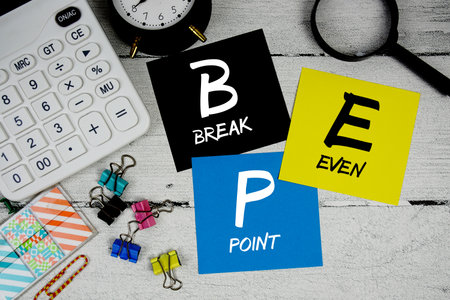 BEP Abbreviation of Break Even Point text phrase of business and financial conceptの写真素材