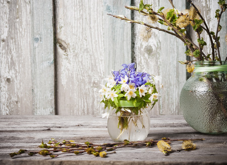 spring flowers on wooden backgroundの写真素材
