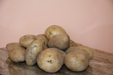  Fresh potatoes  の写真素材