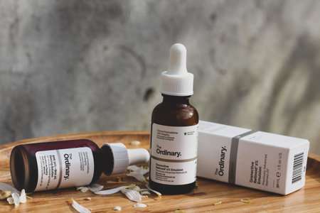 The Ordinary brand, retinol and acid peeling to fight skin imperfections and fine lines. Beauty...