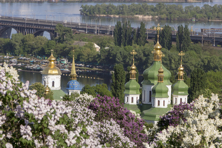 Bright colors in Kiev botanical garden at spring time and beautiful view to Dnipro river. Kiev, Ukraineの写真素材