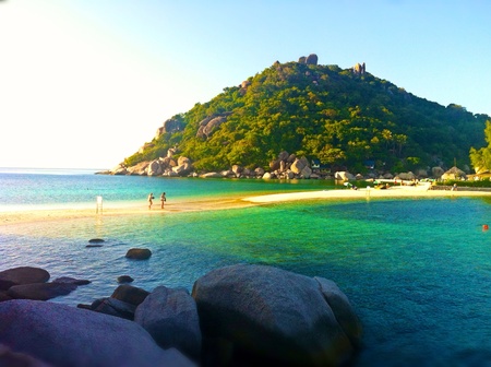 A nice couple on the unique beach of Nangyuan island in Thailand it's like there's only you and me on the earthの素材