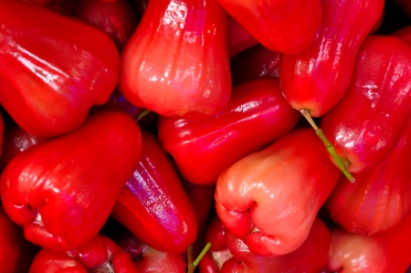 Rose apples are mostly eaten out-of-hand by children. 