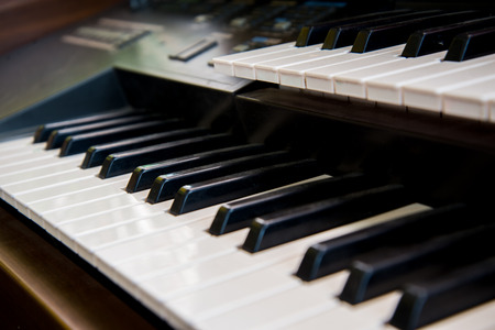 Selective focus of piano keys