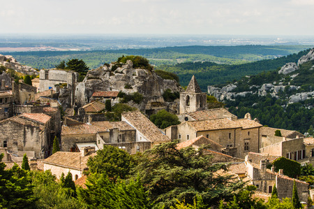 Les Baux de Provence village on the rock formation and its castle.  Provence, Franceの写真素材