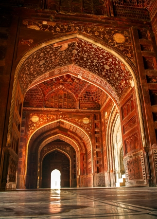 Mosque at the Taj Mahal. Agra, Uttar Pradesh, Indiaのeditorial素材